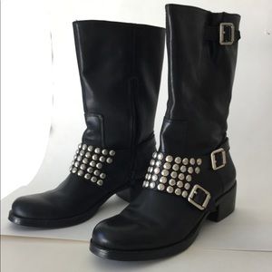 BCBG black Propel boots